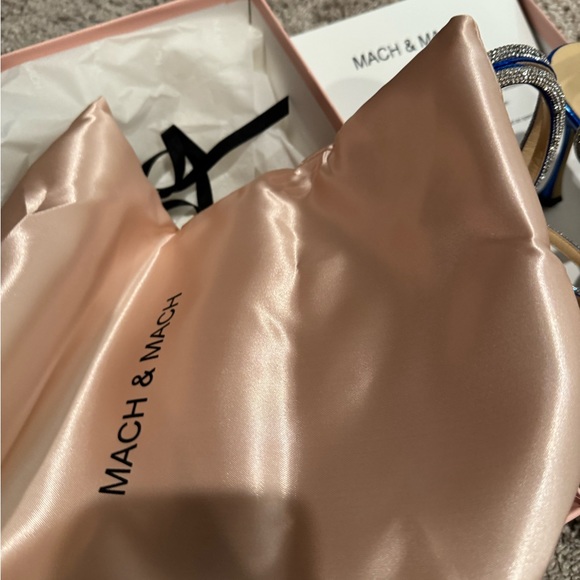 Mach & Mach - Picture 12 of 15